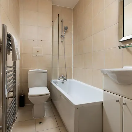 Charmstay Shepherds Bush London Exterior photo