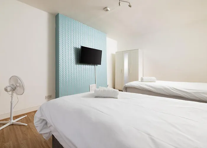 Charmstay Shepherds Bush
