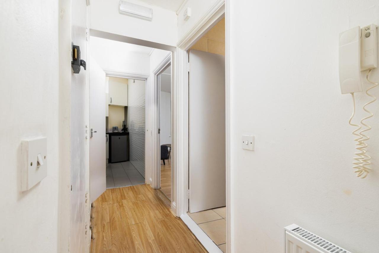 Апартаменты Charmstay Shepherds Bush Лондон