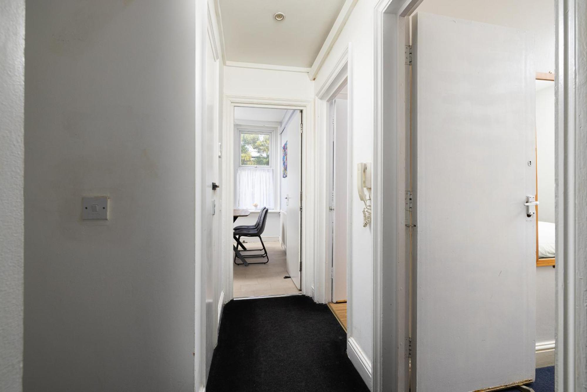 Charmstay Shepherds Bush * Лондон